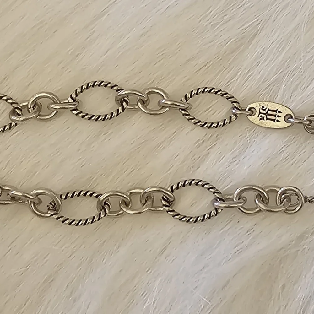 James Avery Oval Twist Charm Bracelet Medium - Picture 7 of 7